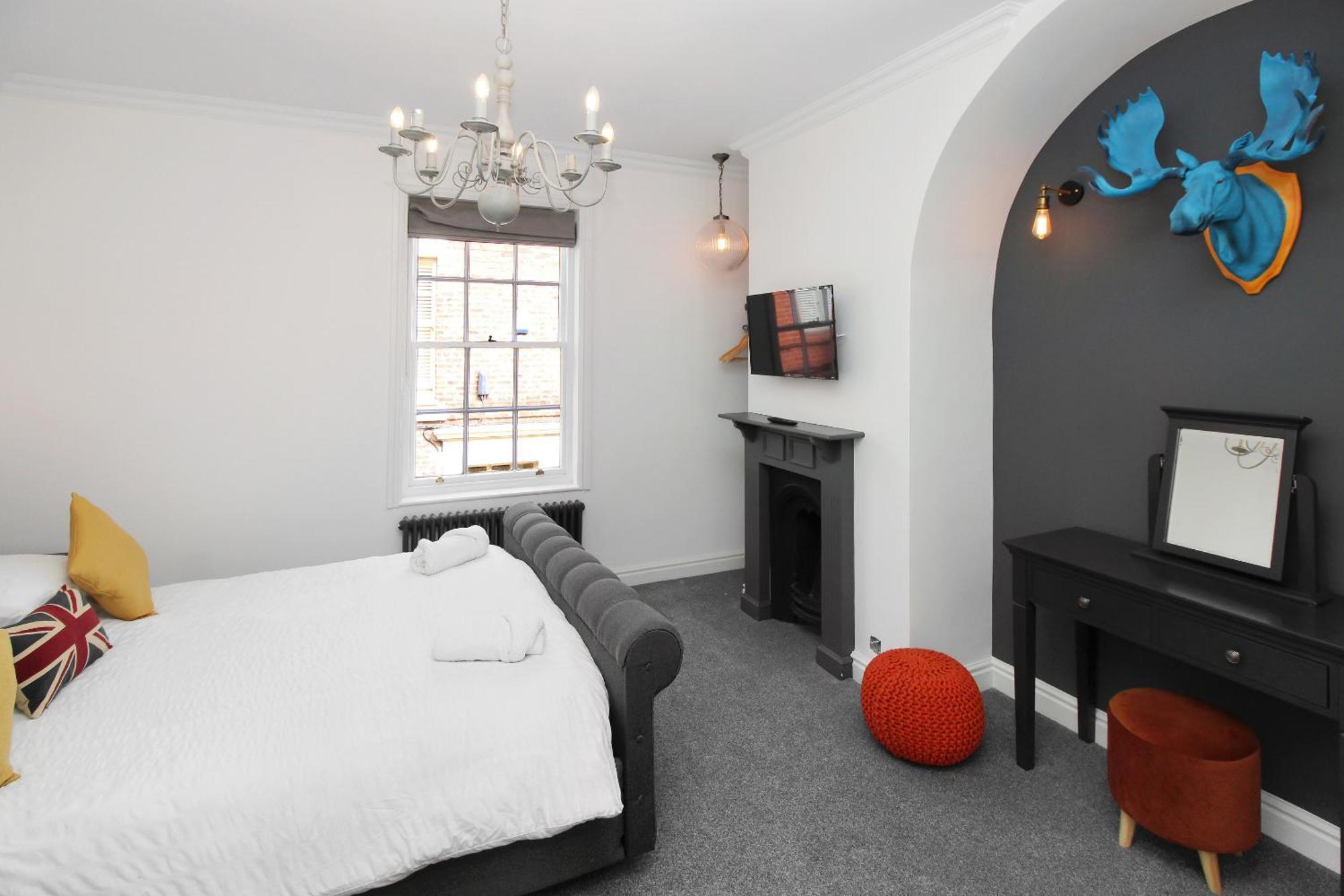 Chester City Centre Town House エクステリア 写真